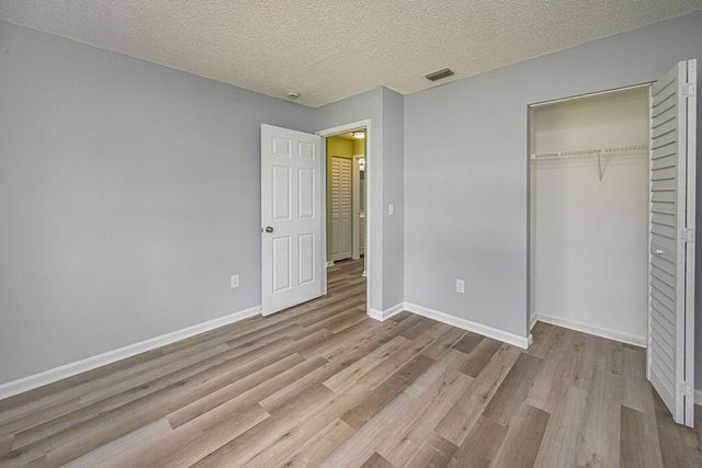 18565 47th Court N, Loxahatchee, FL 33470