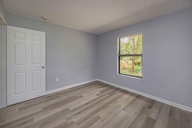 18565 47th Court N, Loxahatchee, FL 33470