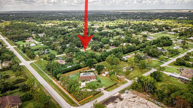 18565 47th Court N, Loxahatchee, FL 33470