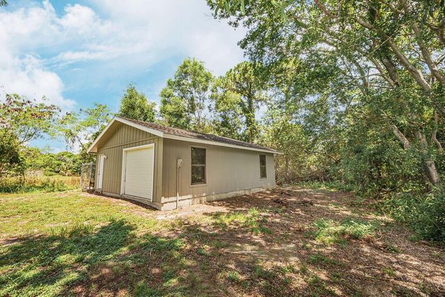 18565 47th Court N, Loxahatchee, FL 33470