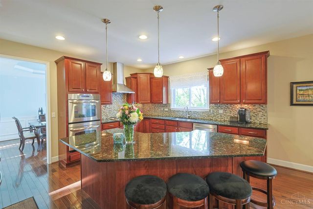 3328 Riverside Drive, Mason, OH 45040