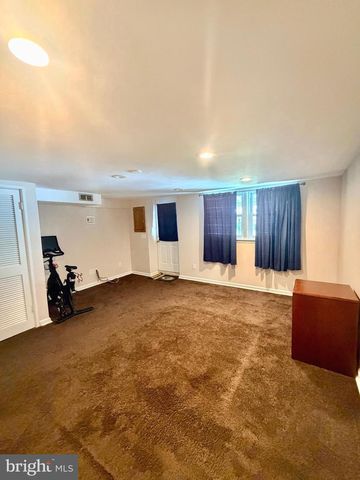 3622 GENESEE DR, Philadelphia, PA 19154