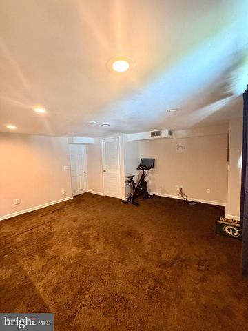 3622 GENESEE DR, Philadelphia, PA 19154