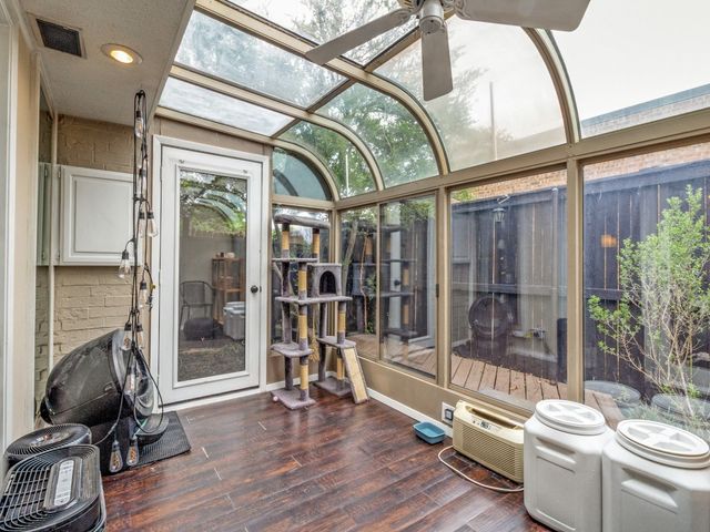 3139 Golden Oak, Farmers Branch, TX 75234