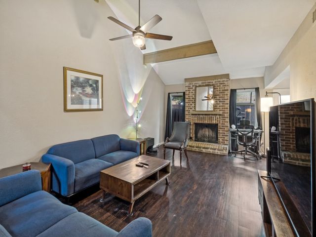 3139 Golden Oak, Farmers Branch, TX 75234