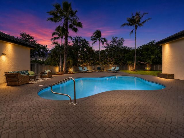 6569 NW 103rd Terrace, Parkland, FL 33076