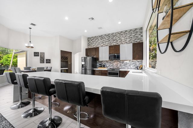 6569 NW 103rd Terrace, Parkland, FL 33076