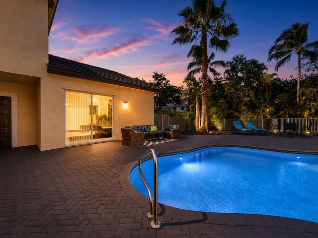 6569 NW 103rd Terrace, Parkland, FL 33076
