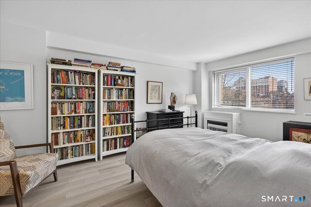 100 York Street 5D, New Haven, CT 06511