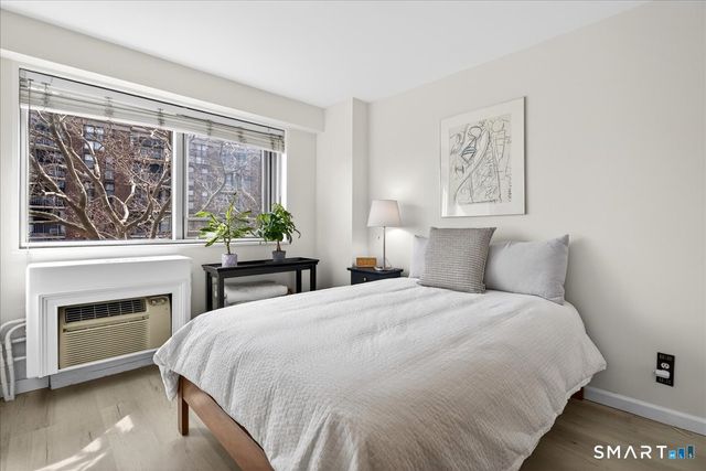 100 York Street 5D, New Haven, CT 06511