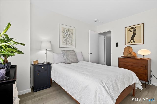 100 York Street 5D, New Haven, CT 06511