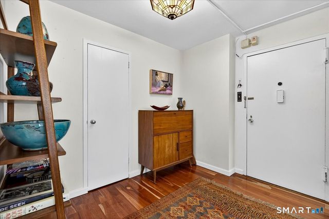 100 York Street 5D, New Haven, CT 06511