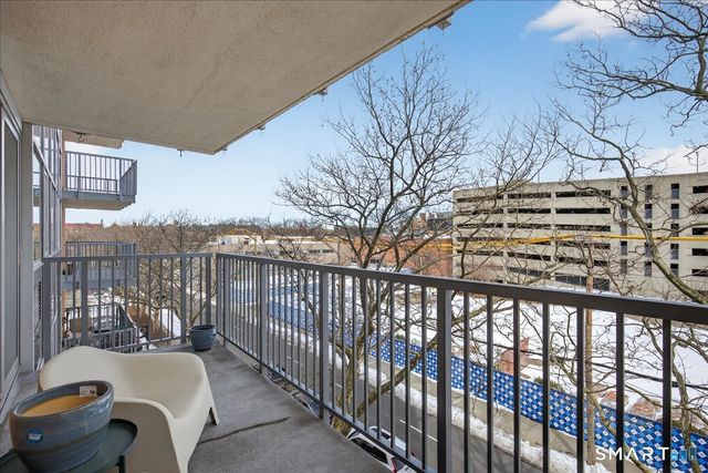 100 York Street 5D, New Haven, CT 06511