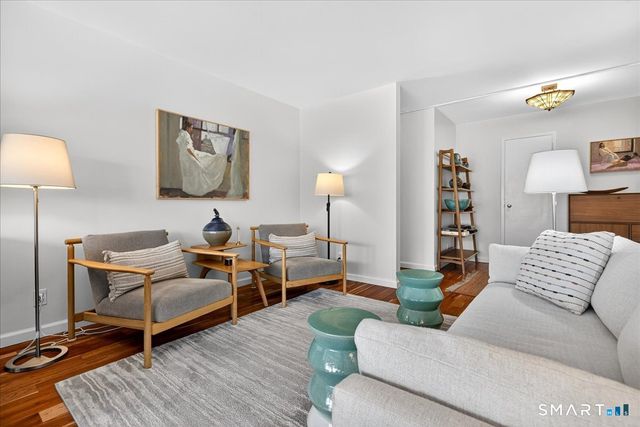 100 York Street 5D, New Haven, CT 06511