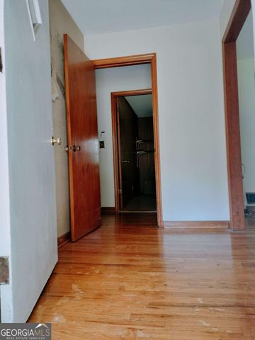 2641 Hedgewood Lane NW, Atlanta, GA 30311
