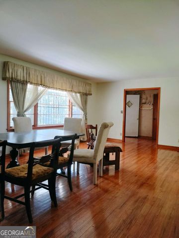 2641 Hedgewood Lane NW, Atlanta, GA 30311