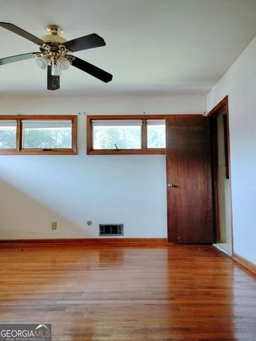 2641 Hedgewood Lane NW, Atlanta, GA 30311