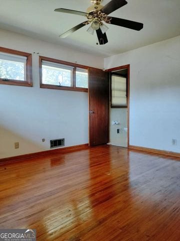 2641 Hedgewood Lane NW, Atlanta, GA 30311