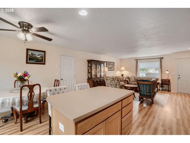 12501 Ne 44TH St, Vancouver, WA 98682
