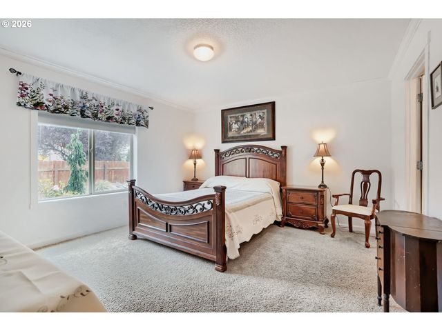 12501 Ne 44TH St, Vancouver, WA 98682