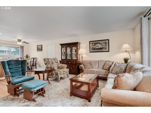 12501 Ne 44TH St, Vancouver, WA 98682
