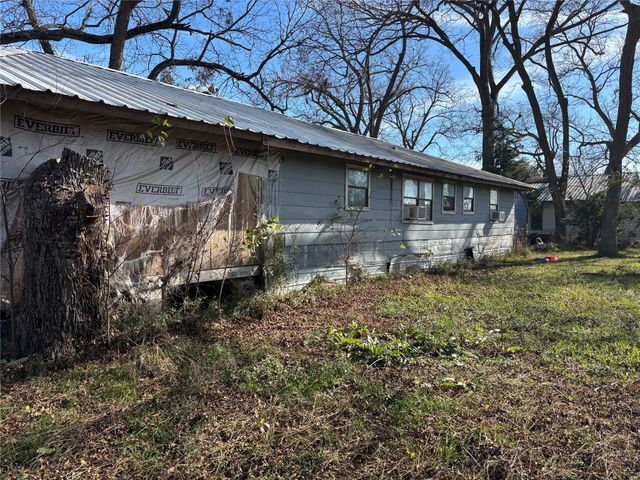 2516 Fm 1553, Bonham, TX 75418