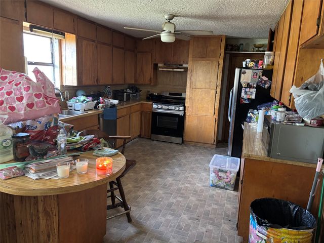 2516 Fm 1553, Bonham, TX 75418