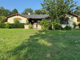 2908 Washington Street, Commerce, TX 75428