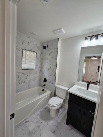 814 Woodacre Drive, Dallas, TX 75241