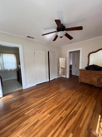 2010 Cherry Street, Bakersfield, CA 93304