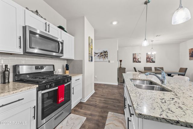 213 Marshfield Drive, Lafayette, LA 70507