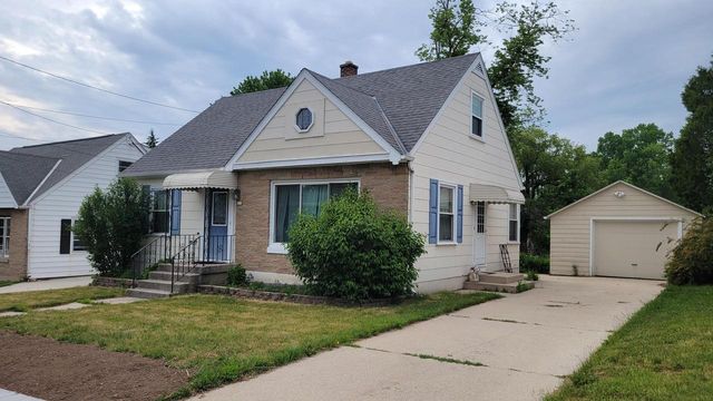 312 Washington AVENUE, Fredonia, WI 53021