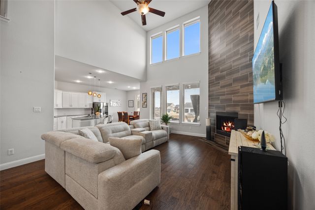 2212 Brooks Trail, Heath, TX 75126