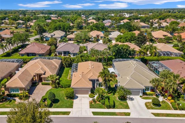 9743 53RD DRIVE E, Bradenton, FL 34211