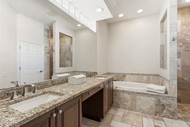 9743 53RD DRIVE E, Bradenton, FL 34211