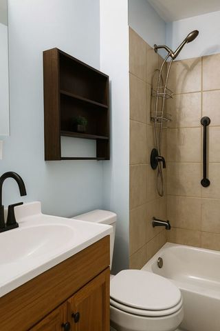 2301 Hermon Avenue, Zion, IL 60099