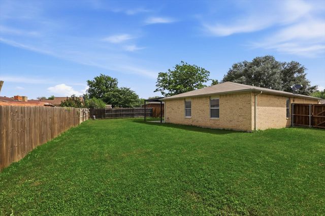 4208 Ocho Rios Drive, Fort Worth, TX 76137