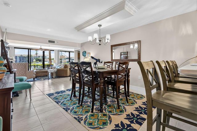 2401 Marina Isle Way 105, Jupiter, FL 33477