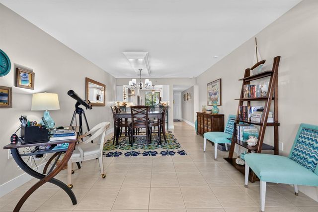 2401 Marina Isle Way 105, Jupiter, FL 33477