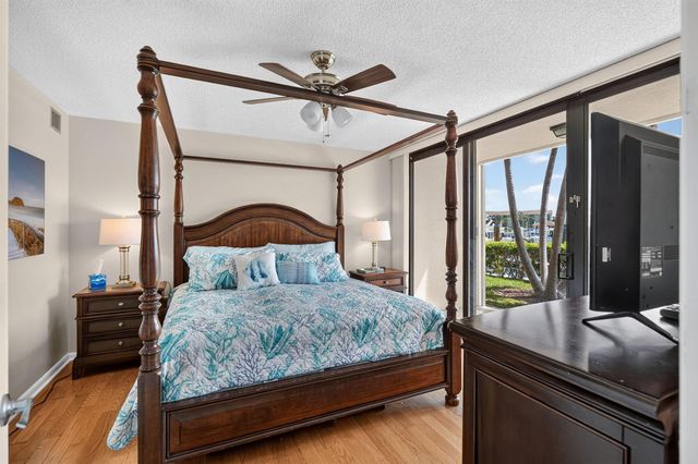 2401 Marina Isle Way 105, Jupiter, FL 33477