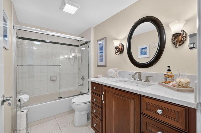 2401 Marina Isle Way 105, Jupiter, FL 33477