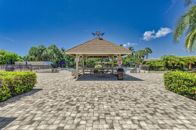 2401 Marina Isle Way 105, Jupiter, FL 33477