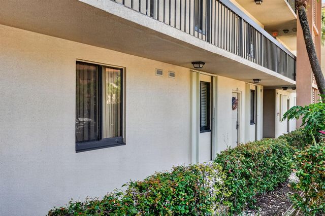 2401 Marina Isle Way 105, Jupiter, FL 33477