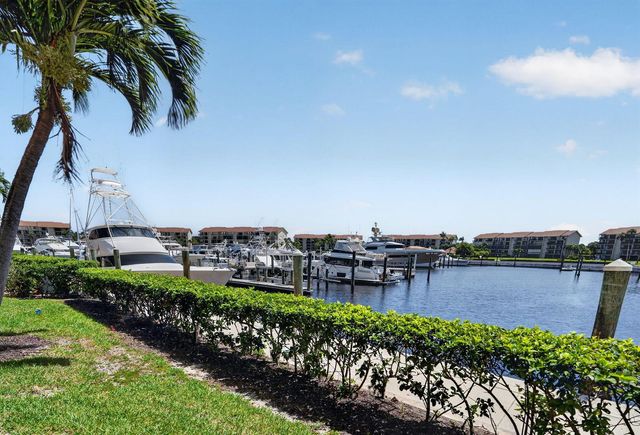 2401 Marina Isle Way 105, Jupiter, FL 33477