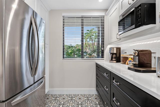 2401 Marina Isle Way 105, Jupiter, FL 33477