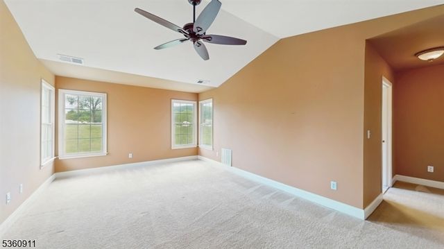 104 Briar Ct, Hardyston Twp., NJ 07419