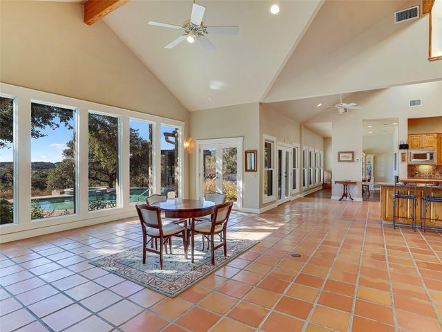 1178 Hidden Creek DR, Dripping Springs, TX 78620