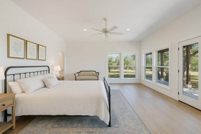 1178 Hidden Creek DR, Dripping Springs, TX 78620