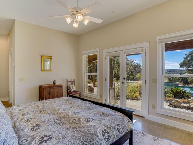 1178 Hidden Creek DR, Dripping Springs, TX 78620