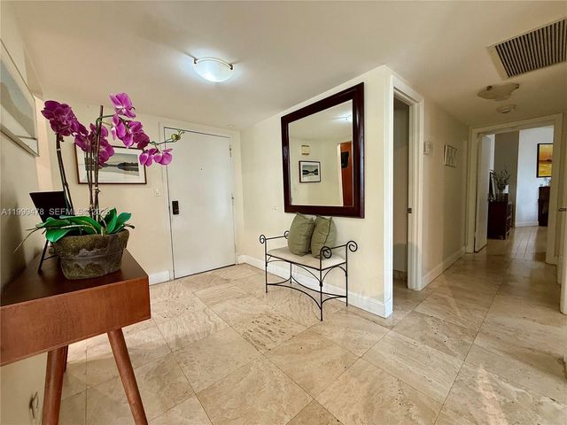 1121 Crandon Blvd E107, Key Biscayne, FL 33149